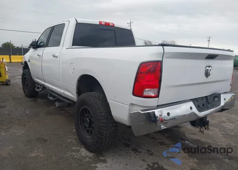 2017 Ram 2500 Big Horn 4X4 6'4 Box z USA, uszkodzony, nr VIN 3C6UR5DL7HG503967